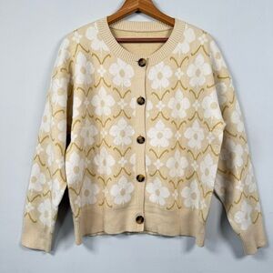Floral Patterned Cream Sweater, Excellent Condition!